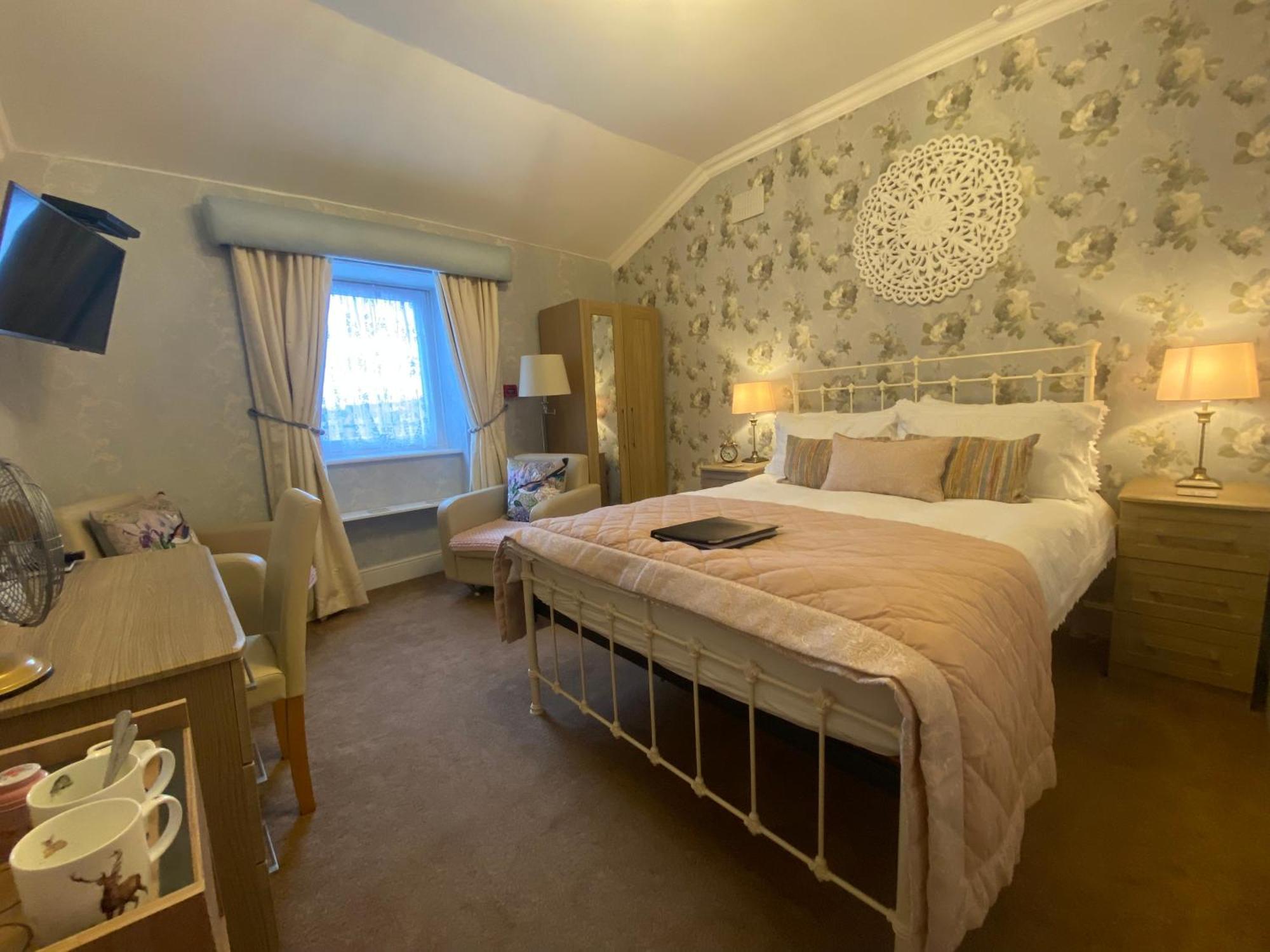 ホテル Stratford House Exclusively For Adults ランディドノー エクステリア 写真
