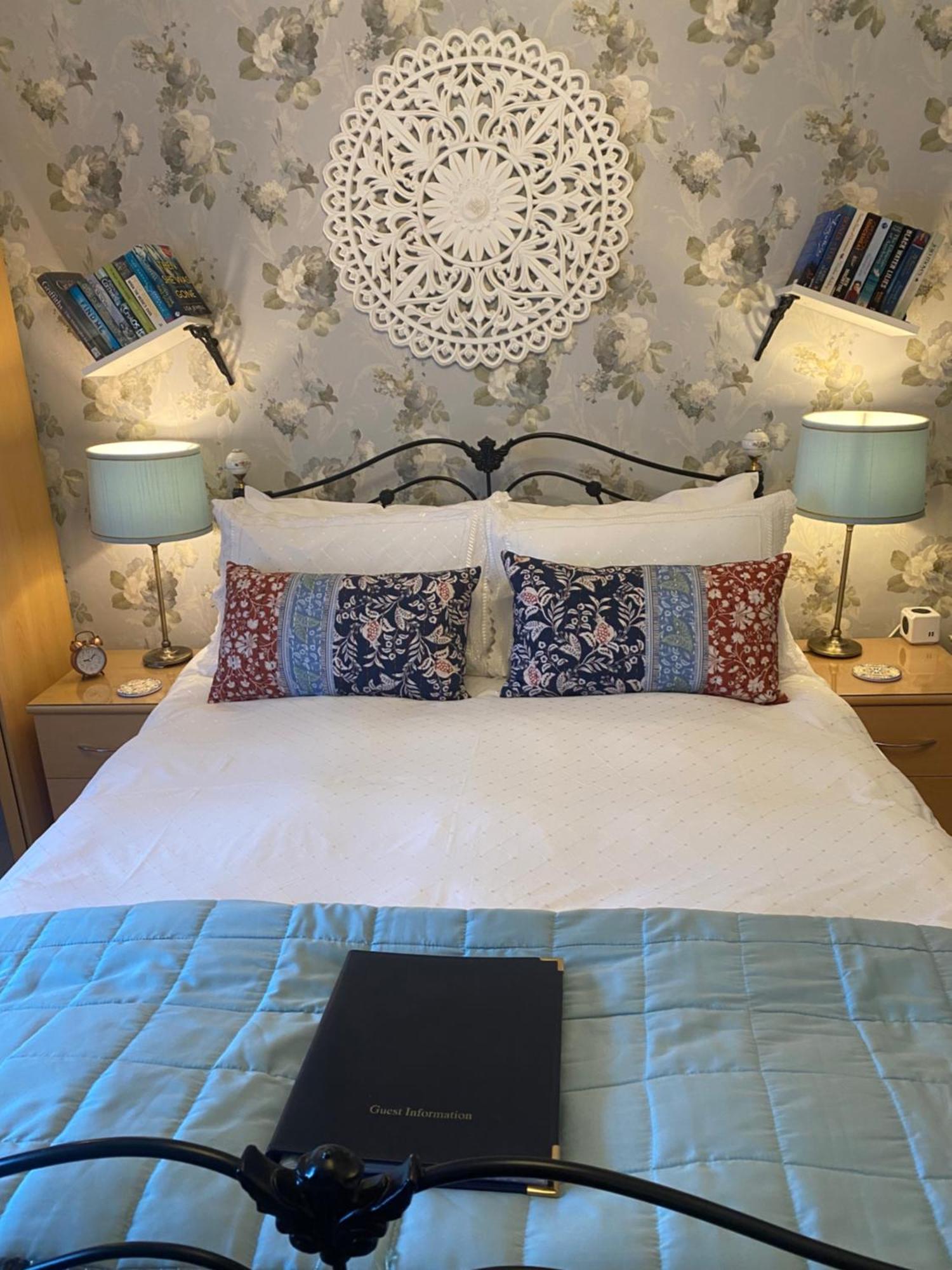 ホテル Stratford House Exclusively For Adults ランディドノー エクステリア 写真